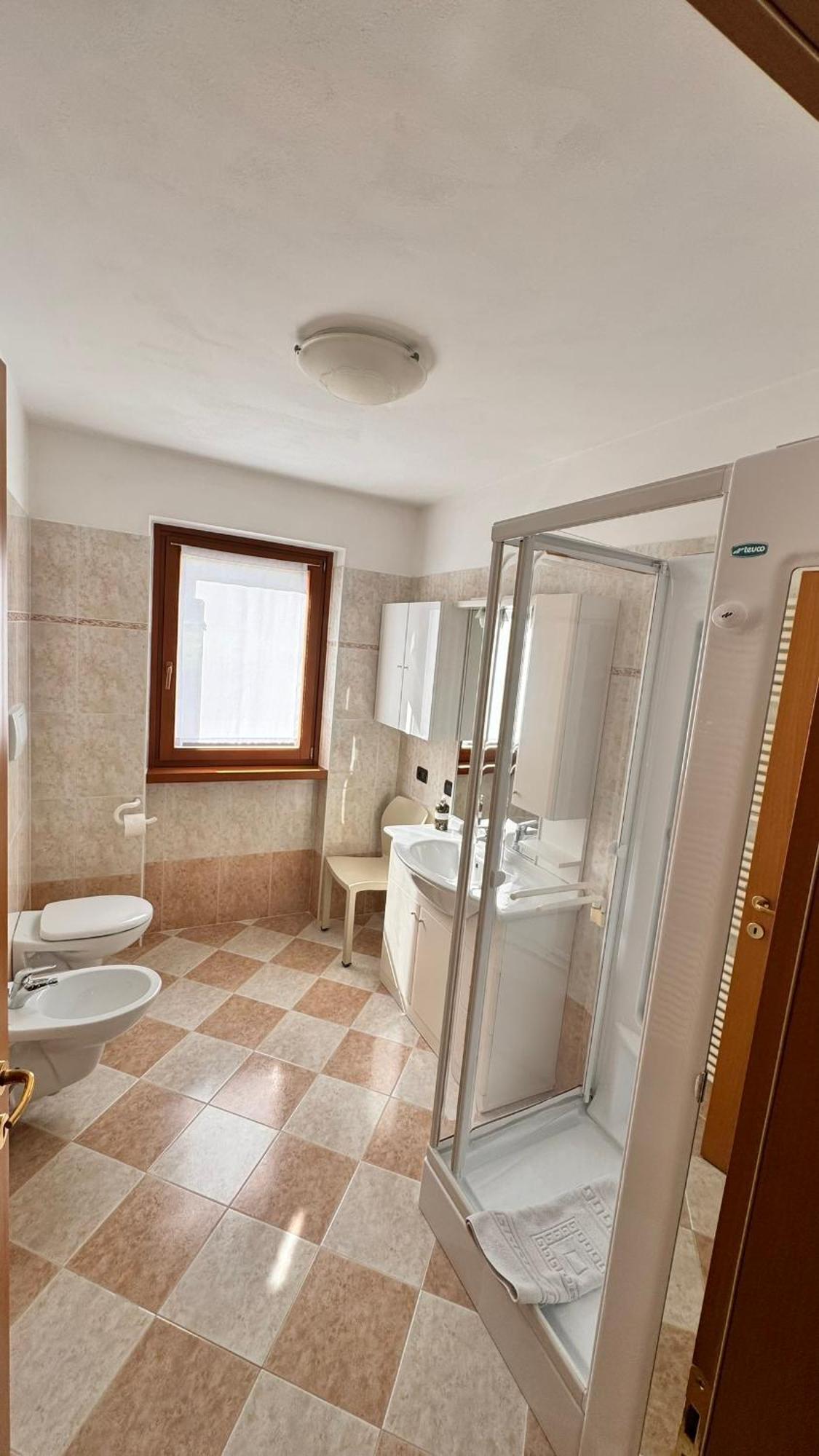 Residenza Arcobaleno Lejlighedshotel Tenno Eksteriør billede
